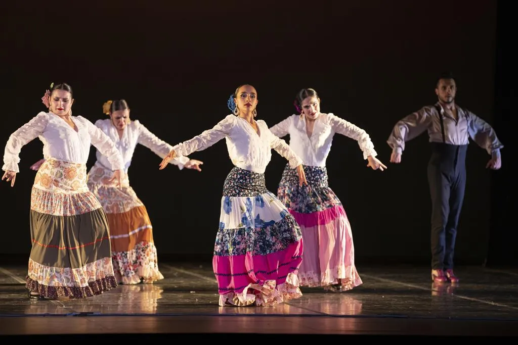 Eszena es Flamenco y danza español